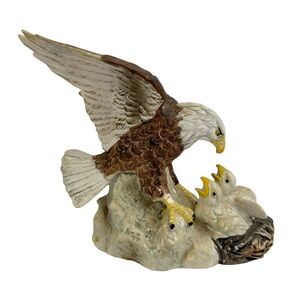 Vintage Porcelain Bald Eagle Feeding Baby Eaglets Figurine